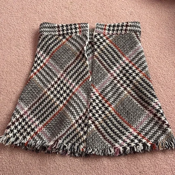 Princess Polly Twead Skirt Size 2 - Picture 6 of 8